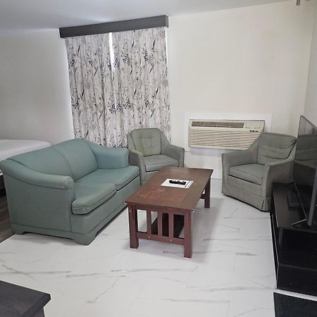 Leelas Villa Inn Flesherton Экстерьер фото